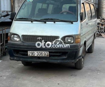 Toyota Hiace 2003 - Xe cá mập 