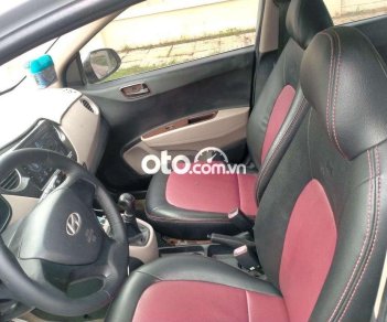 Hyundai Grand i10 2015 - Xe màu bạc giá hữu nghị