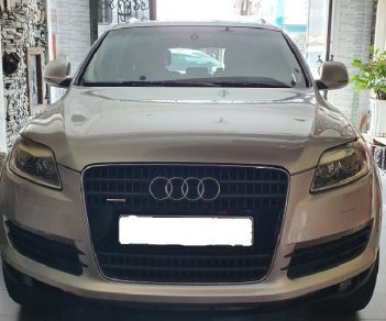 Audi Q7 2007 - Xe màu xám còn mới, giá tốt