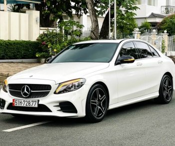 Mercedes-Benz 2019 - Cần bán xe ít sử dụng giá tốt 1 tỷ 659tr