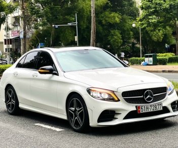 Mercedes-Benz 2019 - Cần bán xe ít sử dụng giá tốt 1 tỷ 659tr