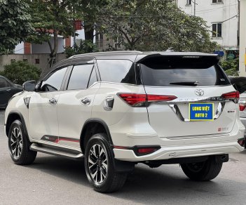 Toyota Fortuner 2020 - Màu trắng