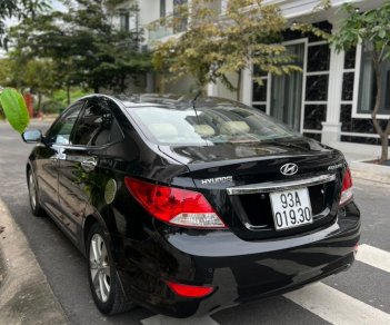 Hyundai Accent 2013 - Xe màu đen, giá 289tr