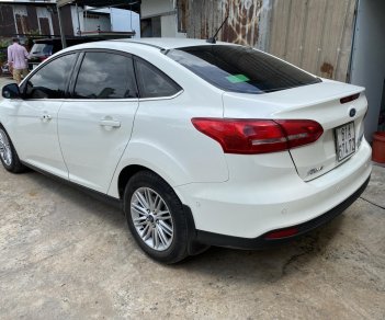 Ford Focus 2020 - Cần bán lại xe giá 580tr