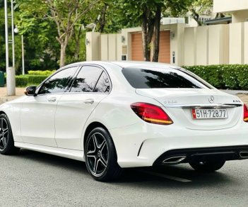 Mercedes-Benz 2019 - Cần bán xe ít sử dụng giá tốt 1 tỷ 659tr