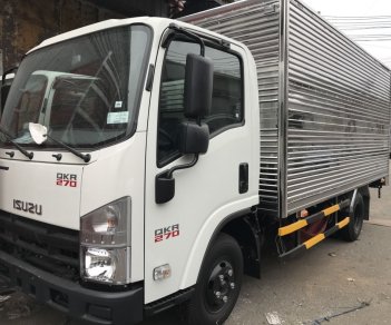 Isuzu QKR 2022 - Tải trọng 2.3T, thùng kín 4.37m, mẫu mới - Đầu vuông, hỗ trợ trả góp