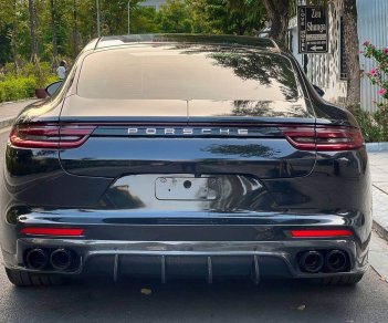 Porsche Panamera 2017 - Xe màu đen