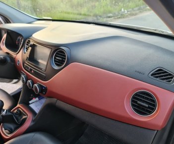 Hyundai Grand i10 2018 - Tên tư nhân 1 chủ sử dụng