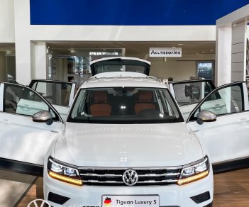 Volkswagen Tiguan 2022 - Giá tốt nhất miền Nam - Giảm 100% phí trước bạ - Tặng BHVC, tặng 5 năm bảo dưỡng, lãi suất 0%