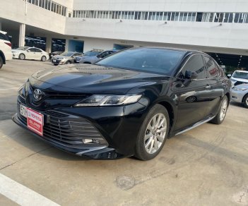 Toyota Camry 2019 - Màu đen, biển SG cực đẹp