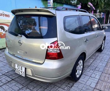 Nissan Grand livina 2011 - 7 chỗ số tự động êm ái