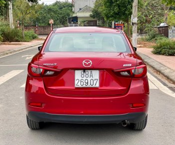 Mazda 2 2019 - Xe màu đỏ