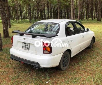 Daewoo Lanos 2000 - Màu trắng, giá chỉ 55 triệu