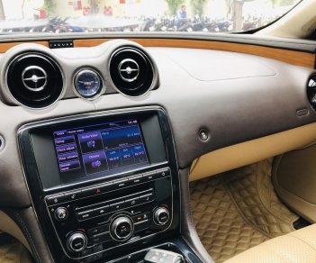 Jaguar XJ 2013 - Chú báo xanh đến từ nước Anh, model 2014