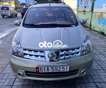 Nissan Grand livina 2011 - 7 chỗ số tự động êm ái