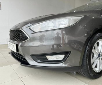 Ford Focus 2016 - Xe màu xám, giá cực tốt