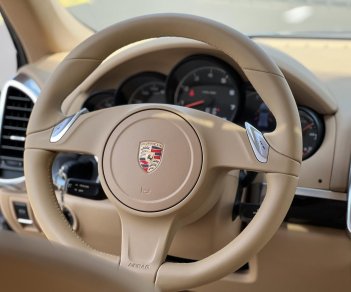 Porsche Cayenne 2013 - Một đời chủ cà vẹt mua mới từ đầu - Nội thất kem, xe còn rất mới