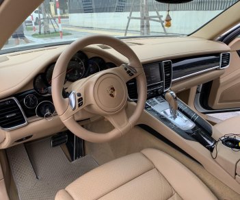 Porsche Panamera 2013 - Trắng, nội thất kem sành điệu