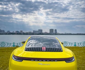 Porsche 911 2022 - Xe màu vàng