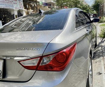 Hyundai Sonata 2011 - Hyundai Sonata 2011 số tự động tại Tp.HCM