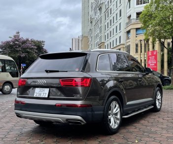 Audi Q7 2016 - Màu nâu, nội thất đen