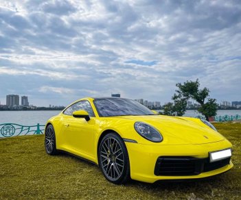 Porsche 911 2022 - Xe màu vàng