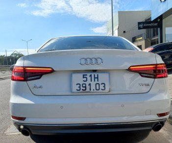 Audi A4 2017 - Màu trắng /nội thất nâu