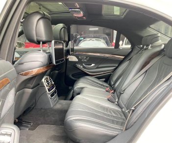Mercedes-Benz S500 2017 - Xe màu trắng