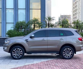 Ford Everest 2019 - Tên tư nhân