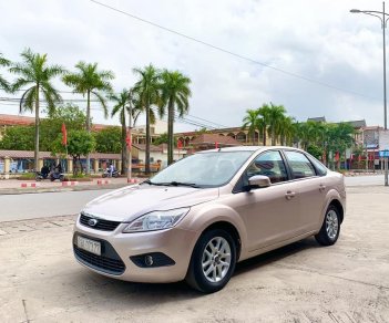 Ford Focus 2009 - Màu xám giá cạnh tranh