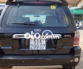 Ford Escape 2004 - Màu đen giá ưu đãi