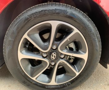 Hyundai Grand i10 2018 - Màu đỏ chính chủ, 375tr