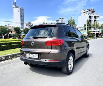 Volkswagen Tiguan 2014 - Nhập Đức 2014 màu nâu zin loại full đồ chơi nhà mua mới hơn 1 tỷ 500tr một đời trùm mền ít đi