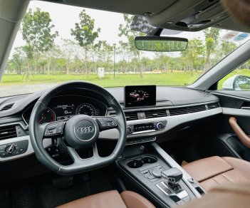 Audi A4 2017 - Màu trắng /nội thất nâu