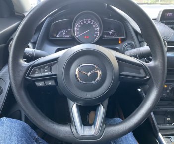 Mazda 2 2020 - Màu trắng chạy 2 vạn km