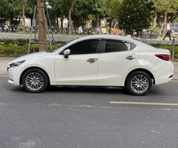 Mazda 2 2020 - Màu trắng chạy 2 vạn km