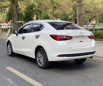 Mazda 2 2020 - Màu trắng chạy 2 vạn km