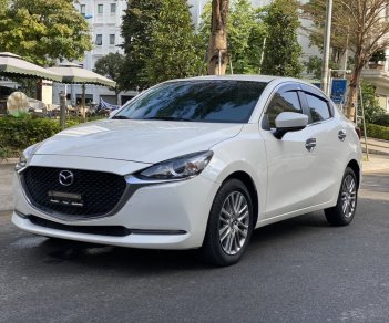 Mazda 2 2020 - Màu trắng chạy 2 vạn km