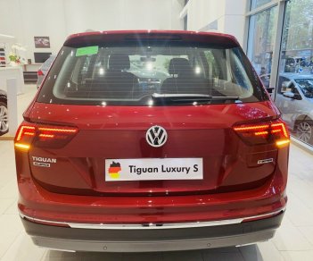 Volkswagen Tiguan Allspace 2022 - Xe Đức cao cấp nhập khẩu ưu đãi 100% phí trước bạ khi anh/chị mua xe đón lễ