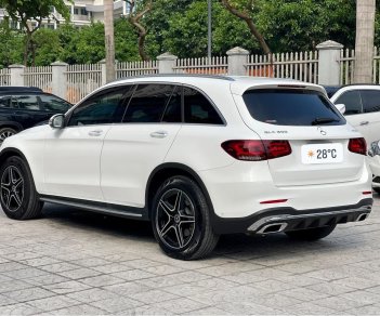 Mercedes-Benz GLC 300 2021 - Màu trắng, biển Hà Nội