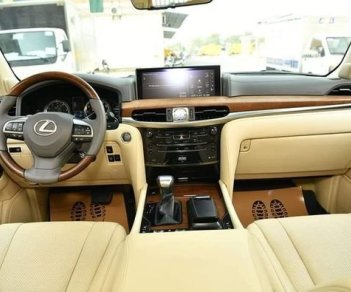 Lexus LX 570 2017 - Màu trắng, nhập khẩu nguyên chiếc