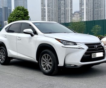 Lexus NX 200T 2015 - Màu trắng, nội thất nâu da bò trẻ trung