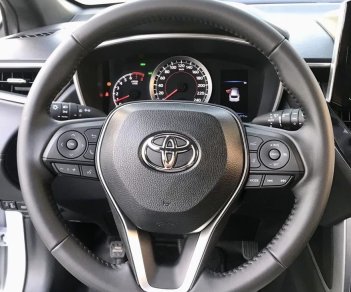 Toyota Corolla Cross 2021 - Màu trắng, nhập khẩu, 895 triệu