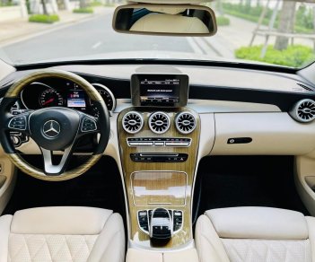 Mercedes-Benz C 250 2016 - Trả góp chỉ từ 199tr - Xe cực đẹp, độ lên trông như Maybach - Có bảo hành dài hạn