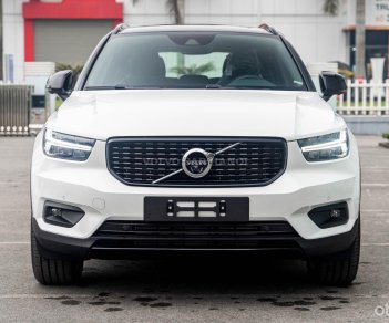 Volvo XC40 2022 - SUV sang trọng nhập khẩu từ Thụy Điển - Tặng 3 năm bảo dưỡng + 1 năm bảo hiểm thân vỏ