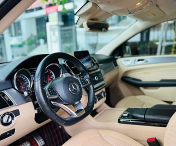 Mercedes-Benz GLE 43 2018 - Màu đỏ, xe nhập