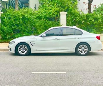 BMW 320i 2015 - Quá mới