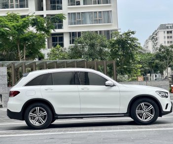 Mercedes-Benz GLC 200 2021 - Xe trắng Ngọc Trinh - Đi hơn 1 vạn hồ sơ chính chủ