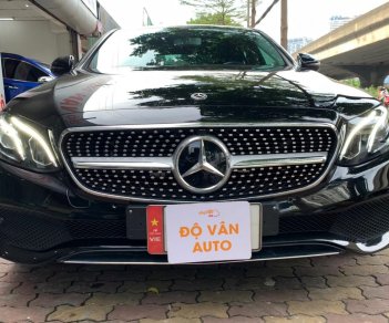 Mercedes-Benz E180 2020 - Xe giá 1 tỷ 520 triệu