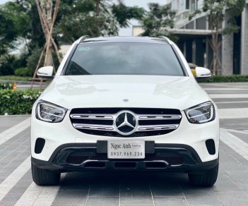 Mercedes-Benz GLC 200 2021 - Xe trắng Ngọc Trinh - Đi hơn 1 vạn hồ sơ chính chủ